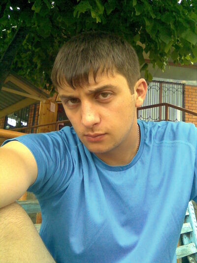  ,   Alik, 35 ,   