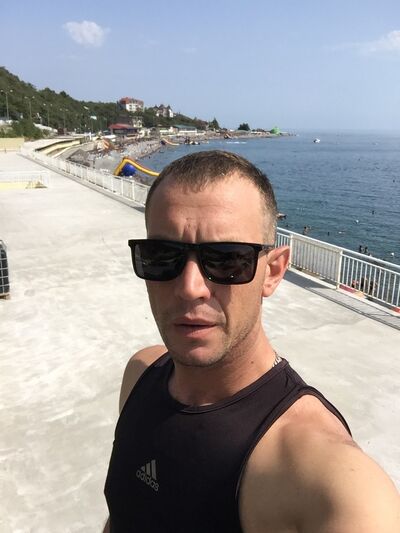  -,   Max, 41 ,   
