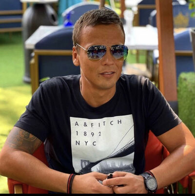  ,   Vlad, 41 ,   ,   