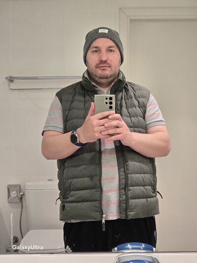  ,   Anton, 40 ,   ,   