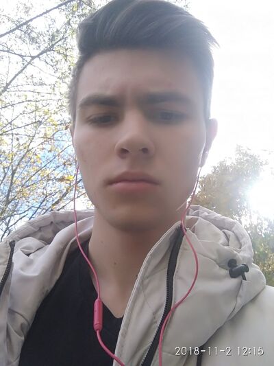 ,   AlexWest, 27 ,   ,   , c 