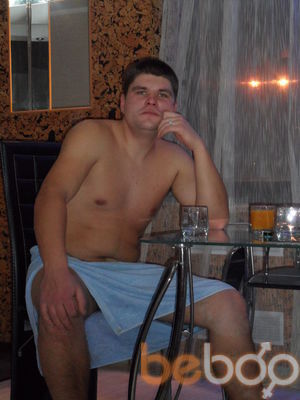  ,   Maks, 39 ,  