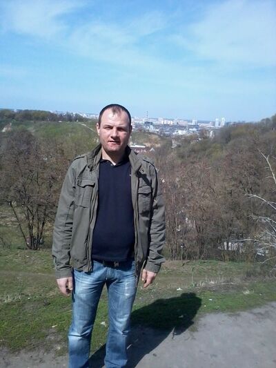  ,   Kolia, 44 ,   