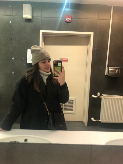  ,   Veronika, 21 ,     , c 