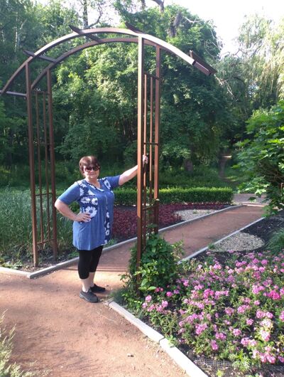  ,   Irina, 59 ,   c 