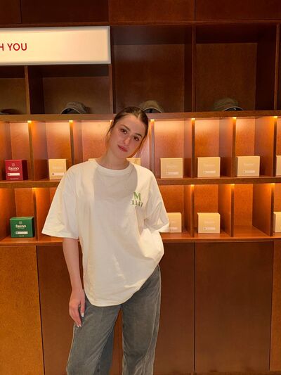  ,   Angela, 25 ,     , c 