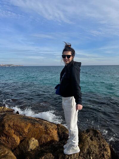  ,   Liza, 34 ,   ,   