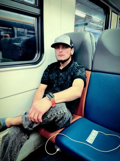  ,   Anas, 22 ,   ,   