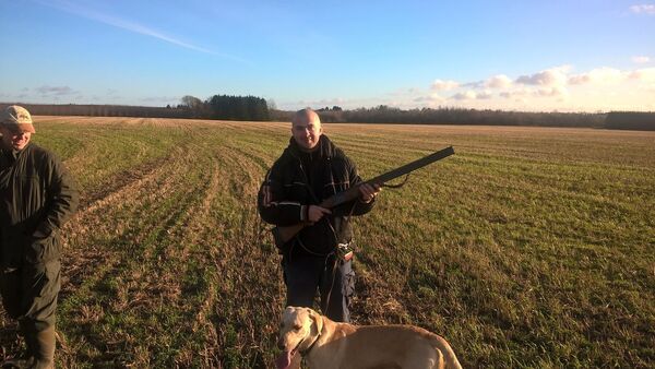  ,   Valentyn, 35 ,   ,   , c 