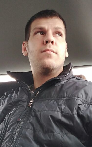  ,   Ilia, 38 ,   