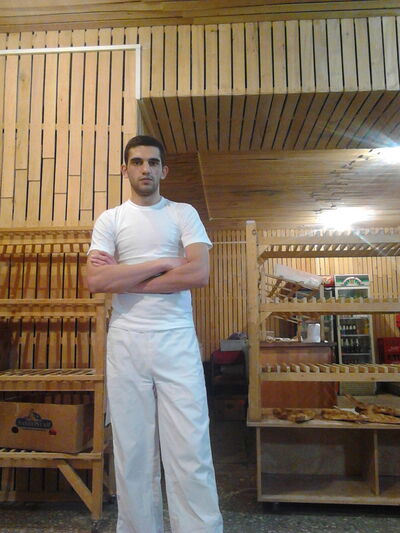  ,   Gio, 35 ,   