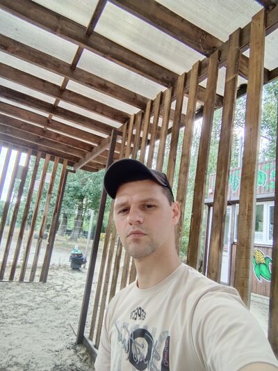  --,   , 32 ,     , c 
