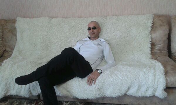  ,   Rusik, 45 ,  