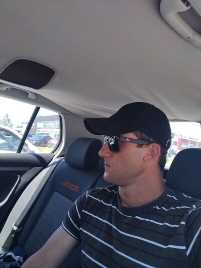  ,   Vasil, 31 ,   ,   