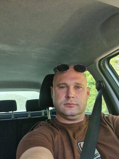  ,   Vitalii, 37 ,   ,   