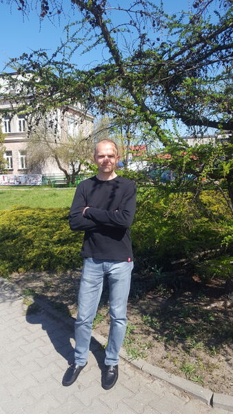  Gora,   , 28 ,  