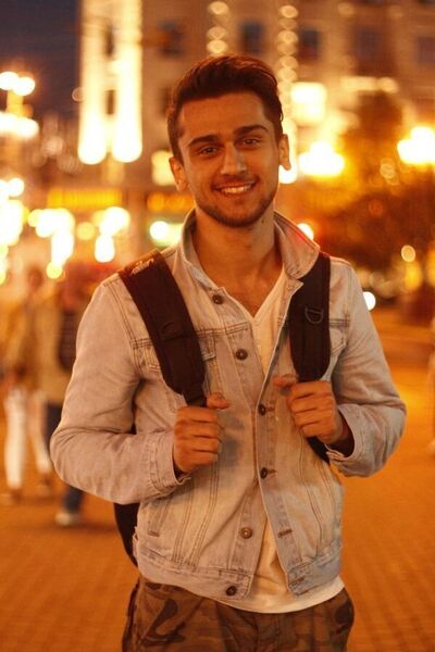  ,   Justin, 32 ,   ,   , c 