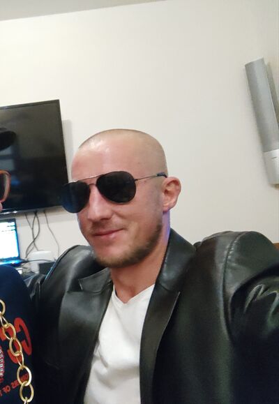  ,   Ryslan, 37 ,   