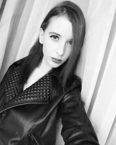  ,   Enni, 27 ,   ,   