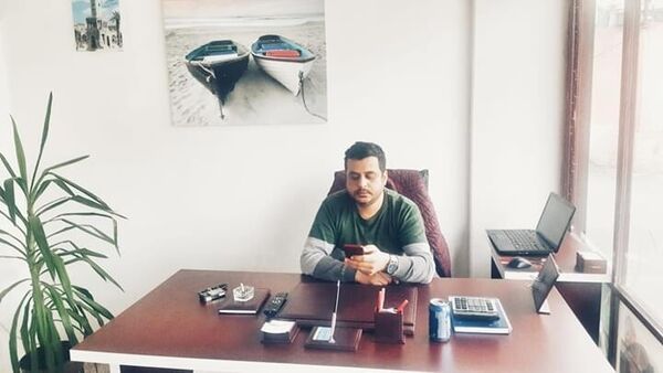  ,   Umut, 40 ,   ,   , c 