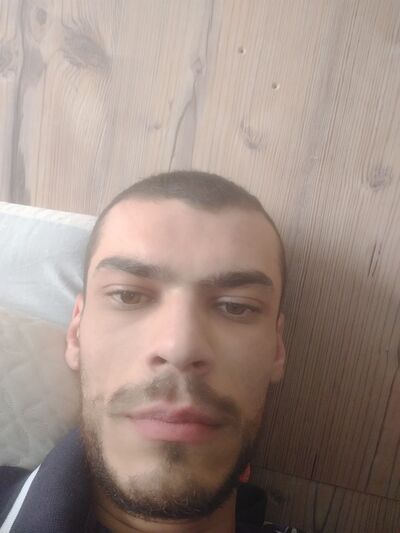  ,   Robert, 28 ,   ,   