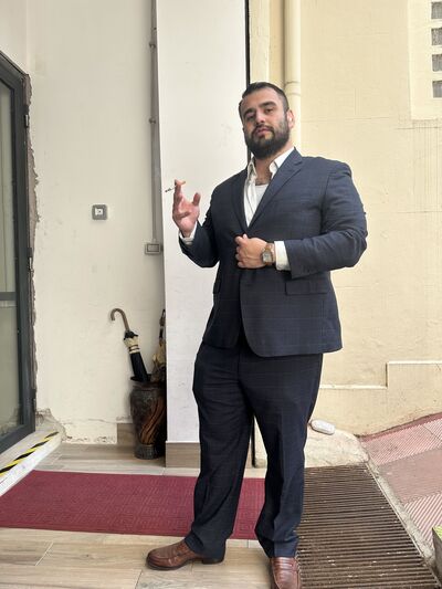  Rome,   Levon, 30 ,   ,   
