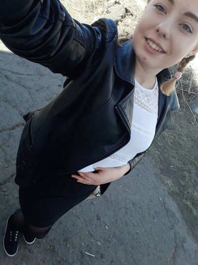  ,   Blond, 24 ,   ,   , c , 