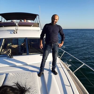  ,   Davit, 47 ,   ,   , c 