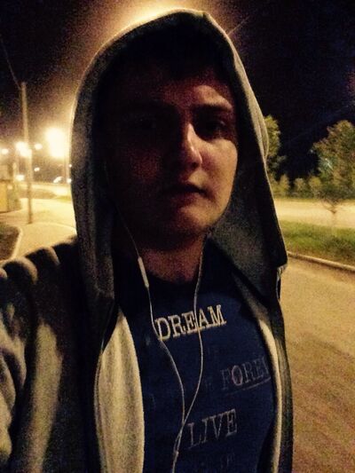  ,   Anton, 28 ,   ,   , c 