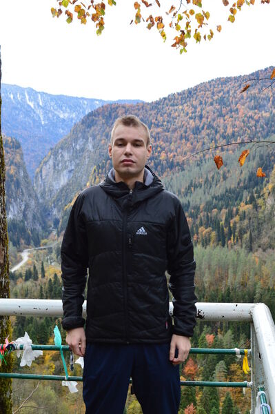  ,   Max Buldakov, 33 ,   ,   , c , 
