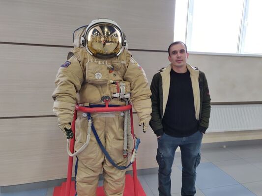  ,   Lev, 39 ,   ,   , c 