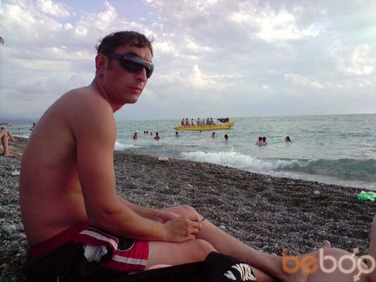  ,   Aleqsandre, 46 ,   