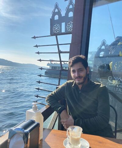  ,   Farid, 28 ,   ,   