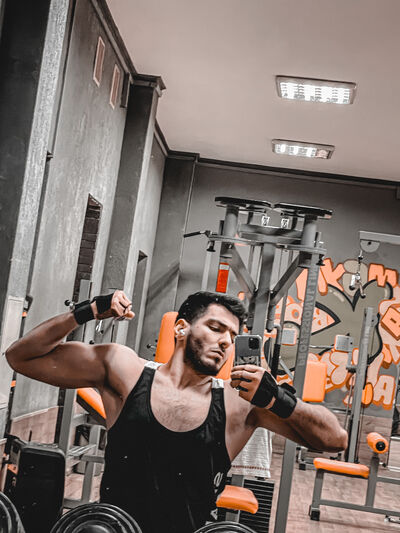  ,   Raslane, 27 ,   ,   