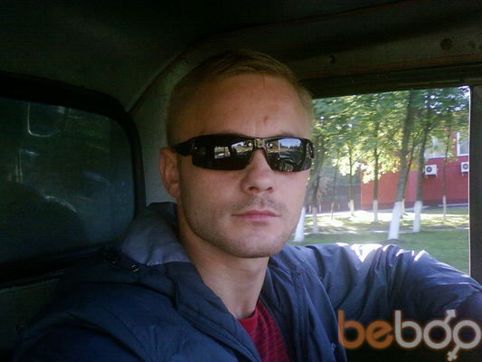  ,   Atlet, 42 ,   