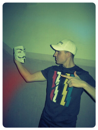  -,   Stanislav, 33 ,   ,   , c 