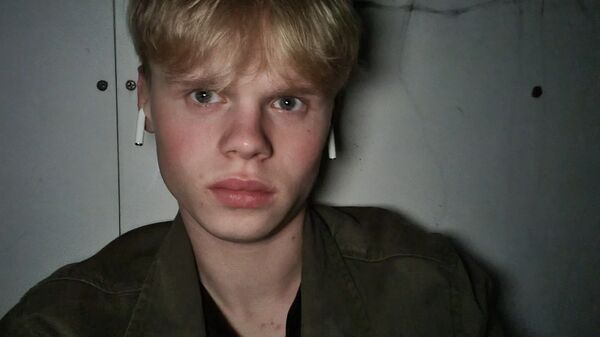  -,   Ilya, 24 ,   ,   