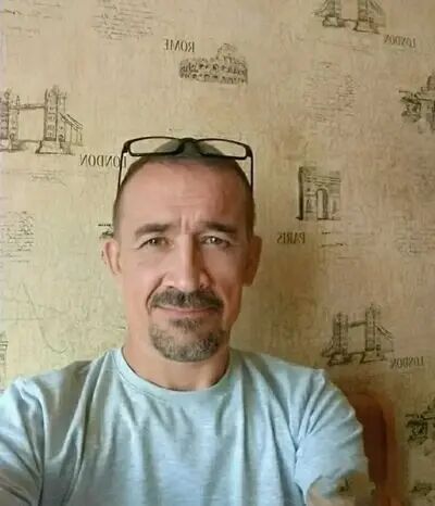  47710240  Andrey, 50 ,    