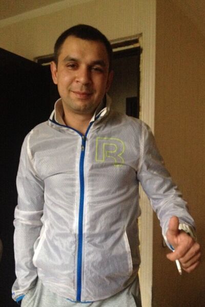  ,   Sergei, 35 ,   ,   , c 