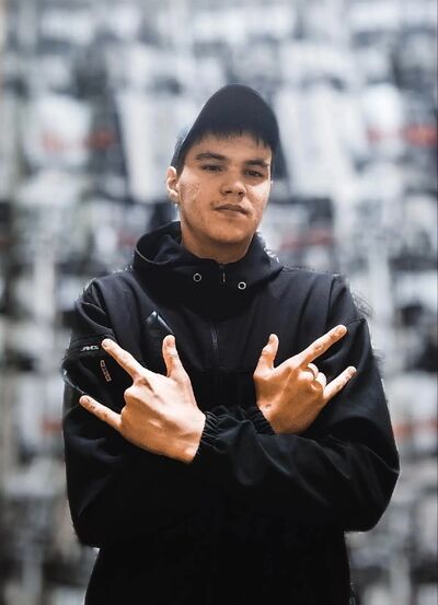 ,   Alexander, 22 ,   ,   , c 