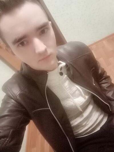  ,   Innokenty, 24 ,   ,   