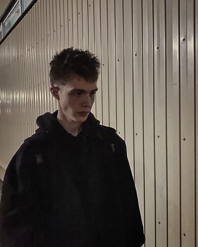  ,   Oleg, 22 ,   ,   