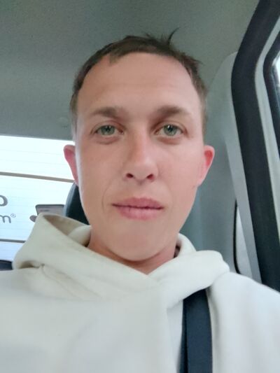  ,   Vladimir, 27 ,   ,   