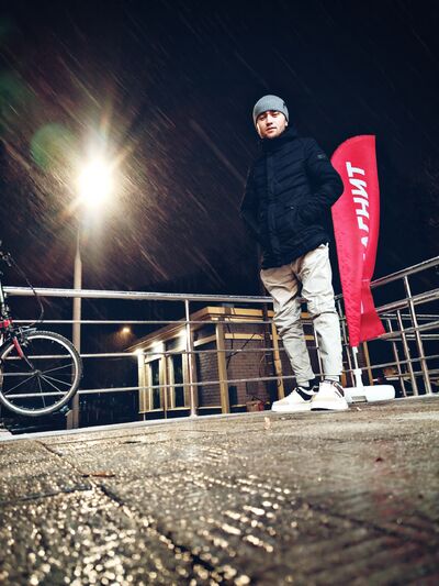  ,   Nodirbek, 26 ,   ,   
