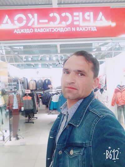  ,   Wahid, 40 ,   ,   