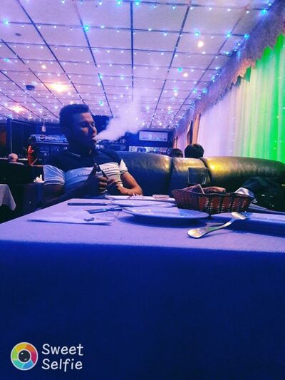  ,   Bobur, 33 ,   ,   , c 