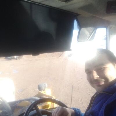  ,   Maksym, 32 ,   ,   , c 