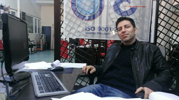  ,   Emre, 44 ,   