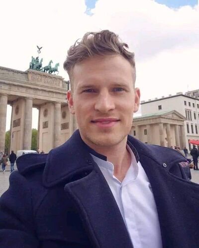  Praha,   Michael, 37 ,   ,   