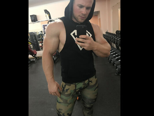  ,   Adam, 32 ,   ,   , c 